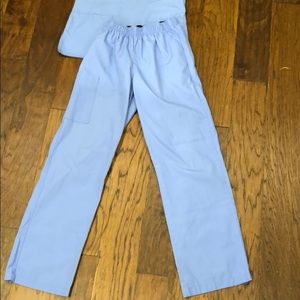 Light blue women’s size XS Maeve Scrub set